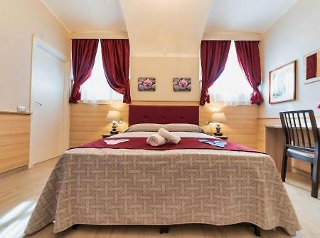 Hotel Manzoni Рим Екстер'єр фото